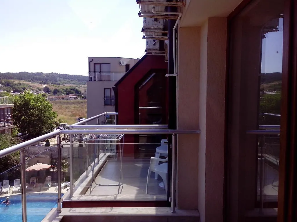 Sea'N'Pool Apartments In Hotel Sozopol Bulgaria