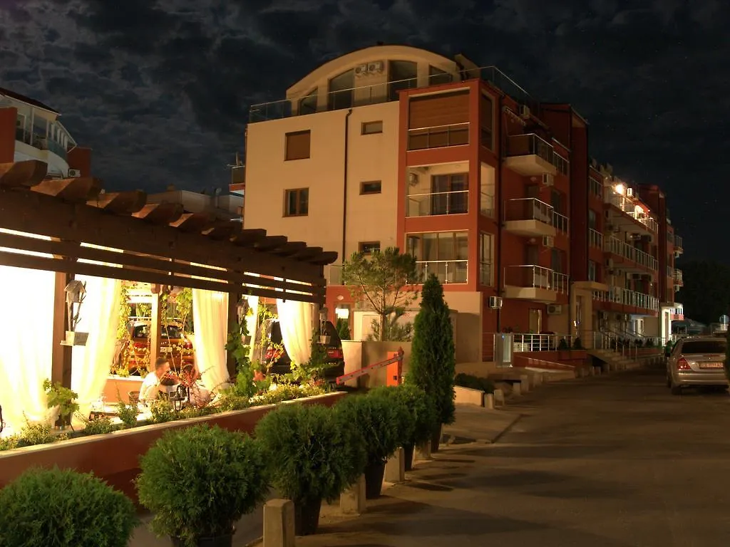 Sea'N'Pool Apartments In Hotel Sozopol